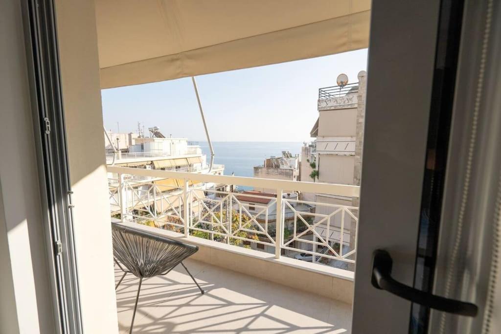 Cozy For 4 Persons Apartment Piraeus