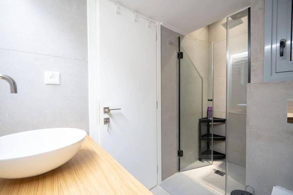Apartment Cozy For 4 Persons